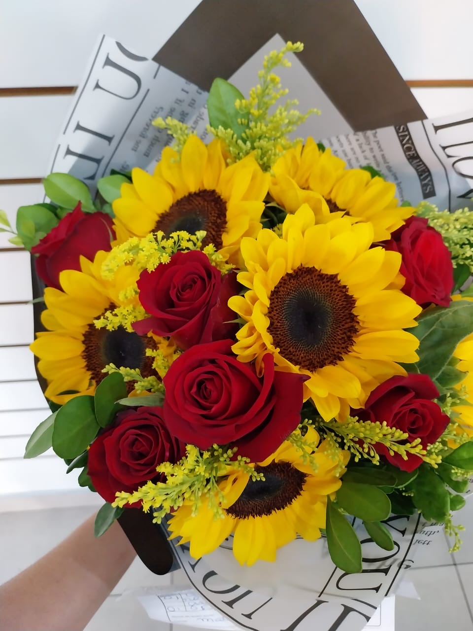 Buquê Girassóis e Rosas